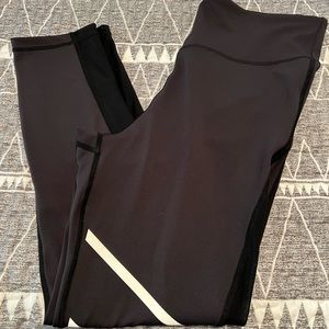 Black Reflective Light N Tight Hi Rise 7/8 24”. Size 12